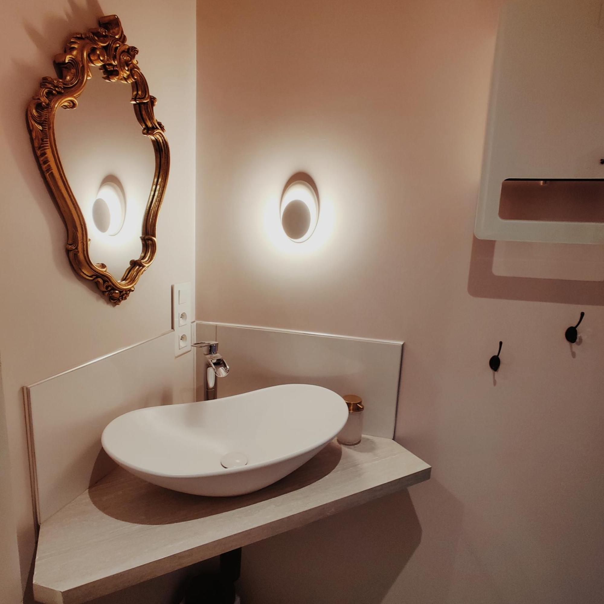 Au Coin Du Chemin Hotel Chambéry Szoba fotó